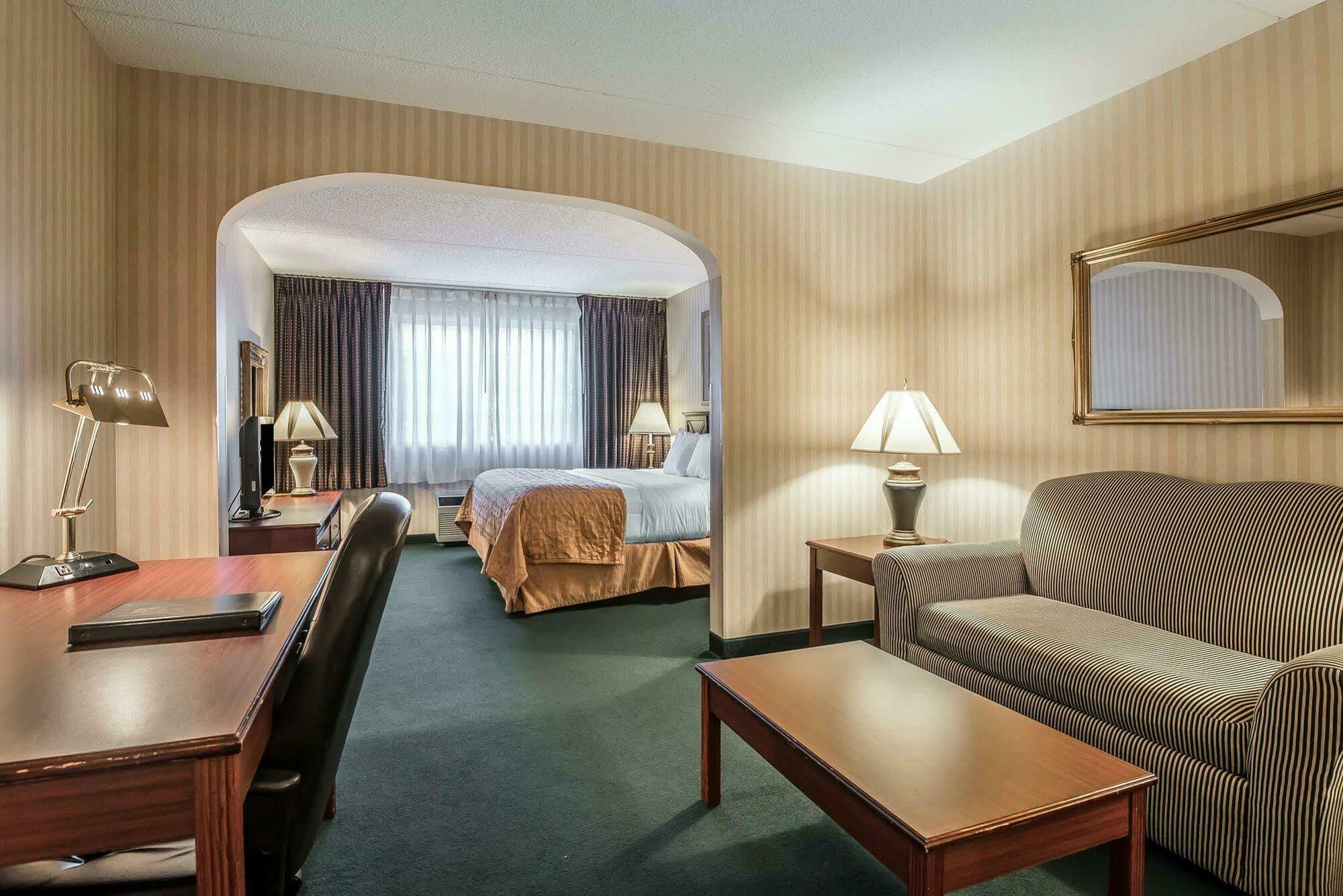 The Marx Hotel - Downtown - University Area Oneonta Exteriér fotografie
