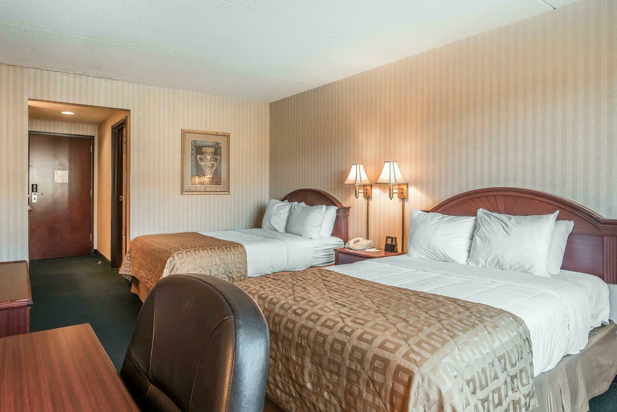 The Marx Hotel - Downtown - University Area Oneonta Exteriér fotografie